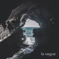 Visuel de la chanson La Vague